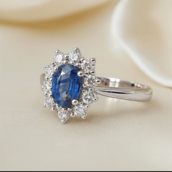 ANELLO ZAFFIRO CON 10 DIAMANTI AC02 - immagine 2