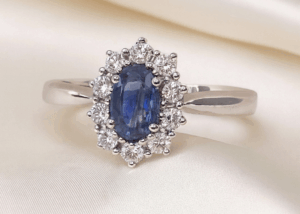 anello zaffiro e diamanti